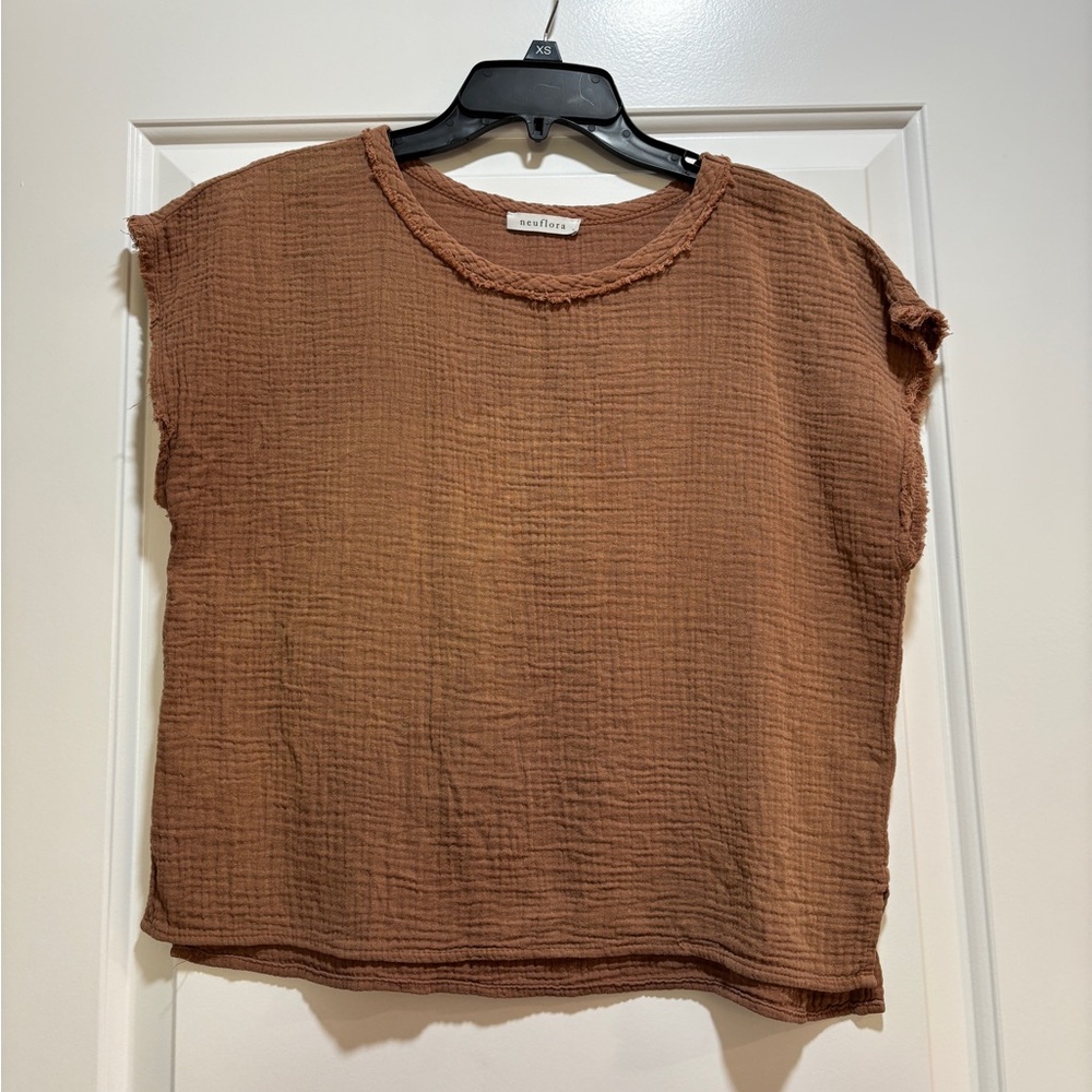 Neuflora Casual Tee